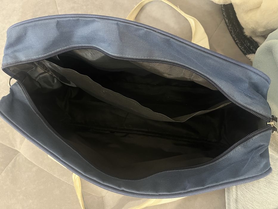 Продам сумочку (для учебы)