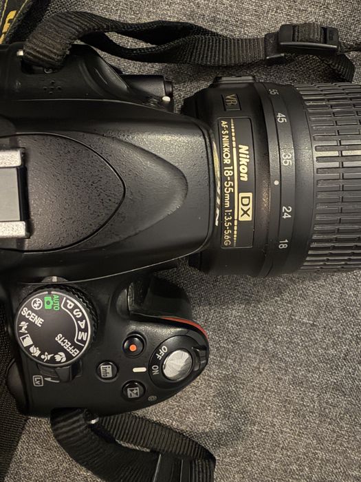 Camera foto DSLR Nikon D5100