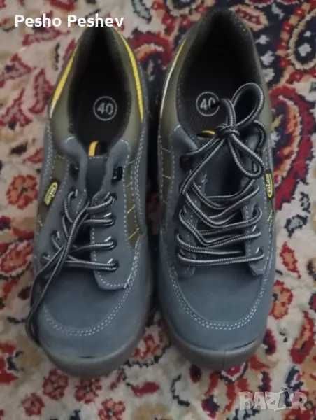 Работни обувки с метална част отпред