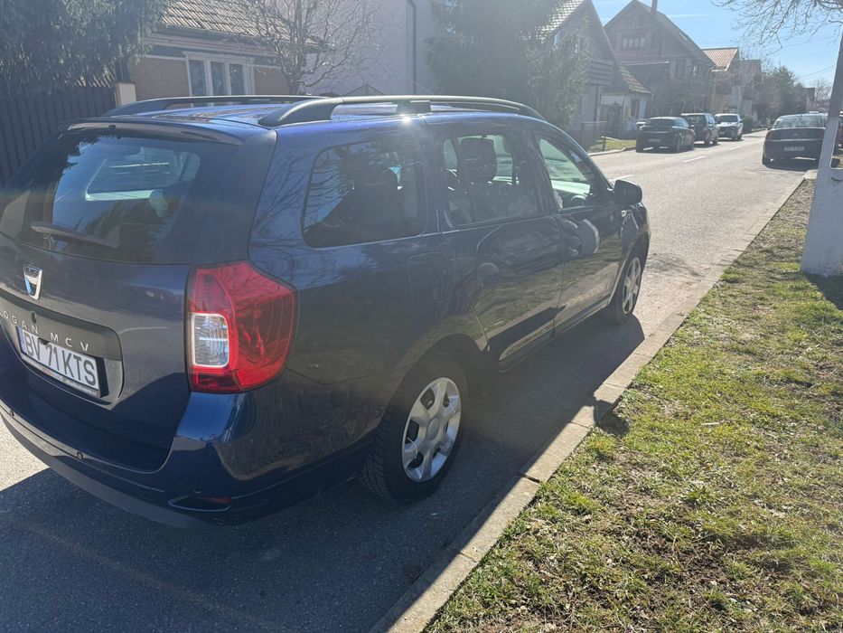 Logan MCV  de vanzare