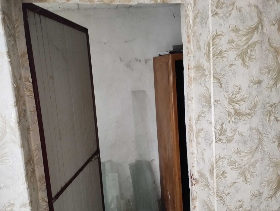 Продава се Къща в Ловеч, Промишлена зона - Север - 36 кв.м за 510 €/кв.м - Снимка #3