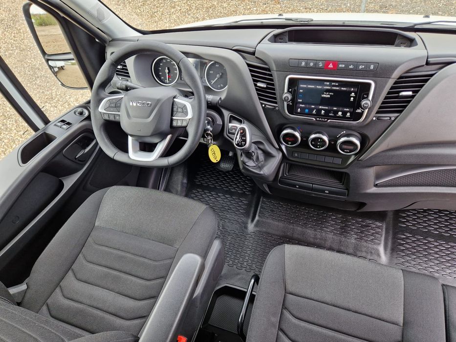 Iveco Daily 35C18 50C18 419/519 Motor 3.0 180CP E6 Recent adus din Italia , Full opțiuni, 12/2022, Ladă 5 metri