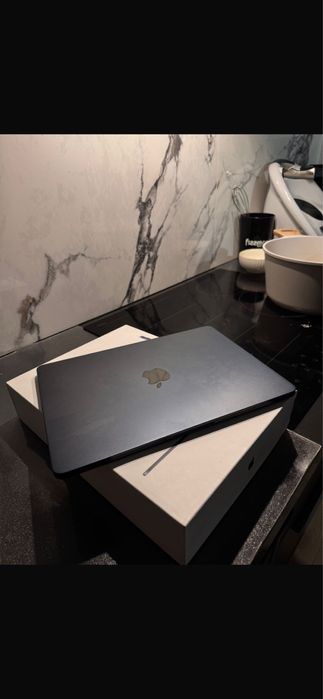 Макбук air13-inch