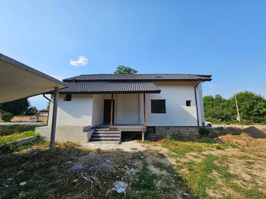 Къща в с.Кондофрей,обл.Перник.