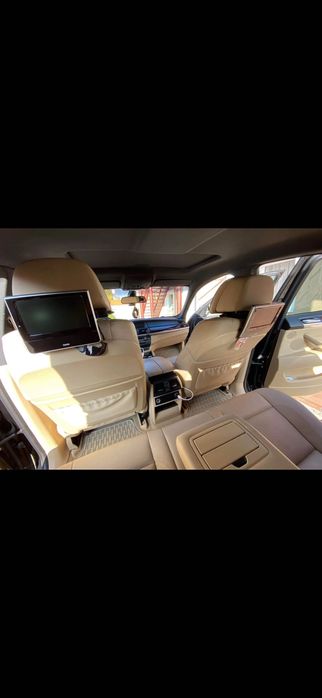 BMW X6 M50D ……….