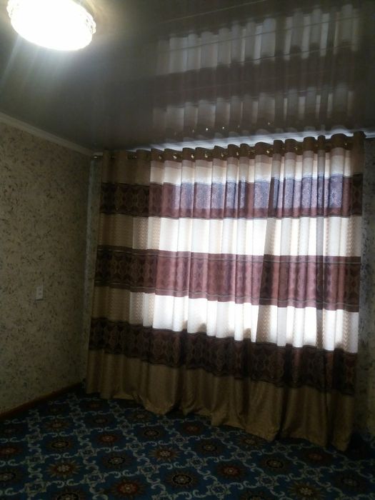 Qarshi Shahar 4 micro rayon chulquvar mahallasi 5 etaj 2 xonali remont