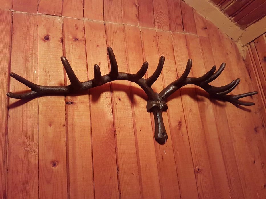 Огромна чугунена закачалка за дома и хижата– 63см