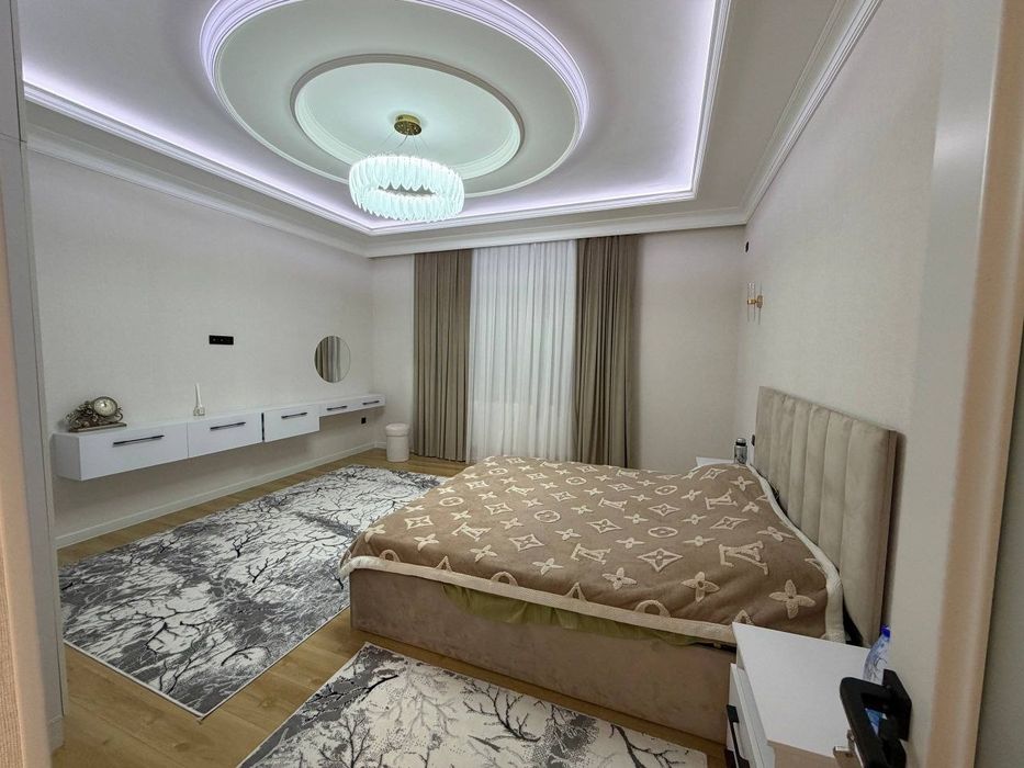 Продаётся трёхкомнатная в ЖК Машхади Резиденц ( Риезий )