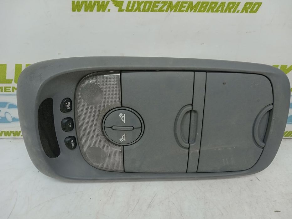 Plafoniera OK53E 51 410 Kia Sorento 1 (2002 - 2006)