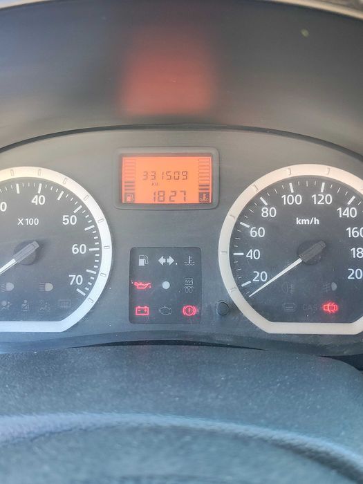 Vând urgent logan2007 benzina și gpl fabrica