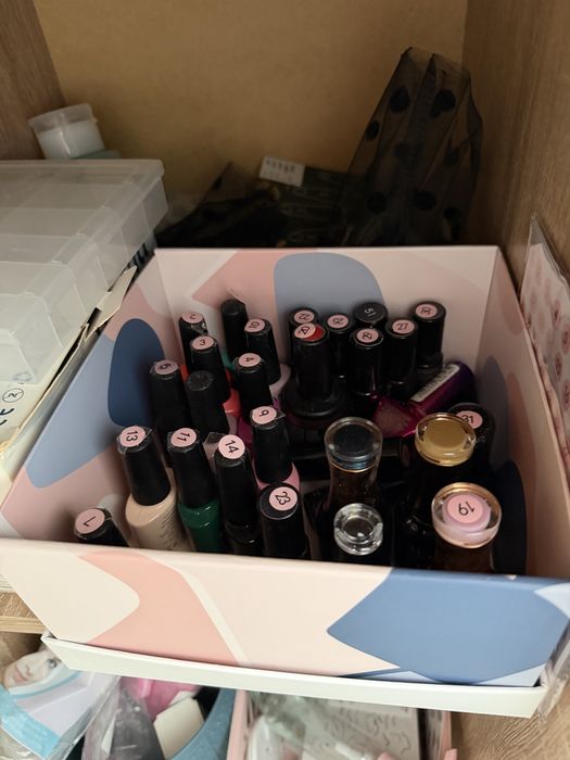 Vand kit complet pentru unghii