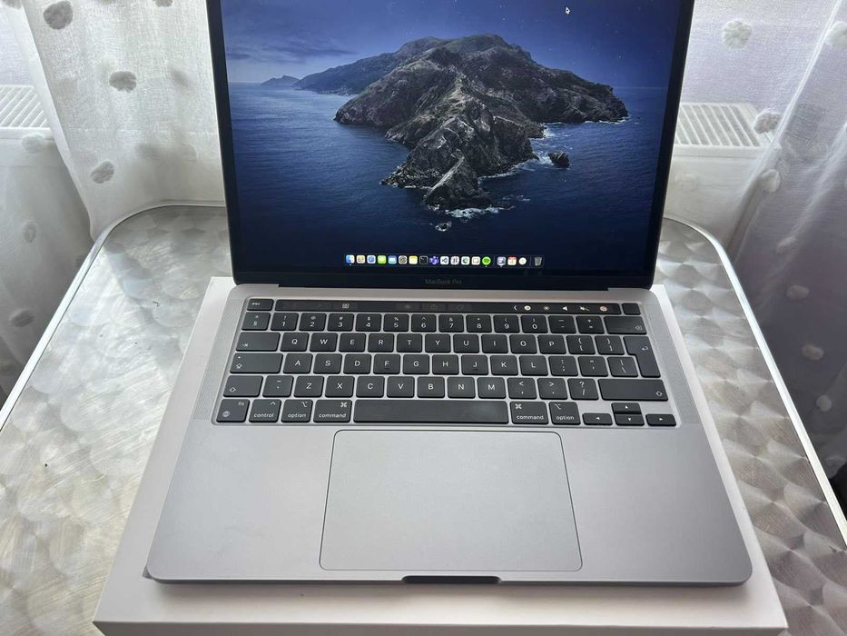 MacBook Pro 13 M1 256GB 8GB RAM