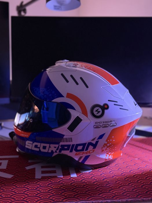 Casca scorpion exo 520