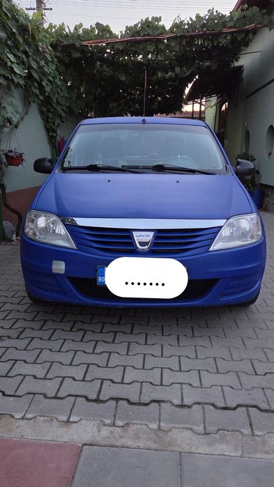 Vând Dacia Logan 1.4