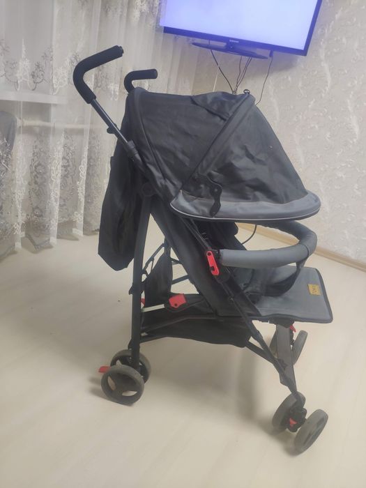 Продам детскую коляску