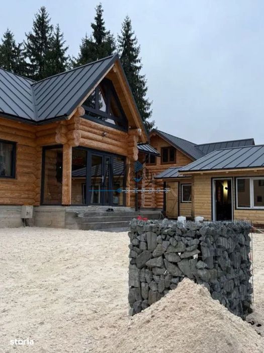 Cabana noua din lemn, de vanzare