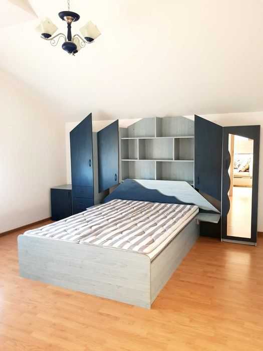 Proprietar inchiriez apartment cu 3 camere zona Spitalul Judetean
