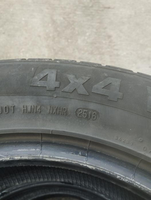 Anvelope iarna 235/60/18