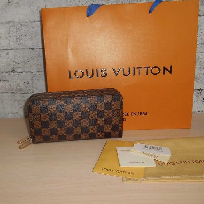În stoc Portofel pentru bărbați, Louis Vuitton 0629