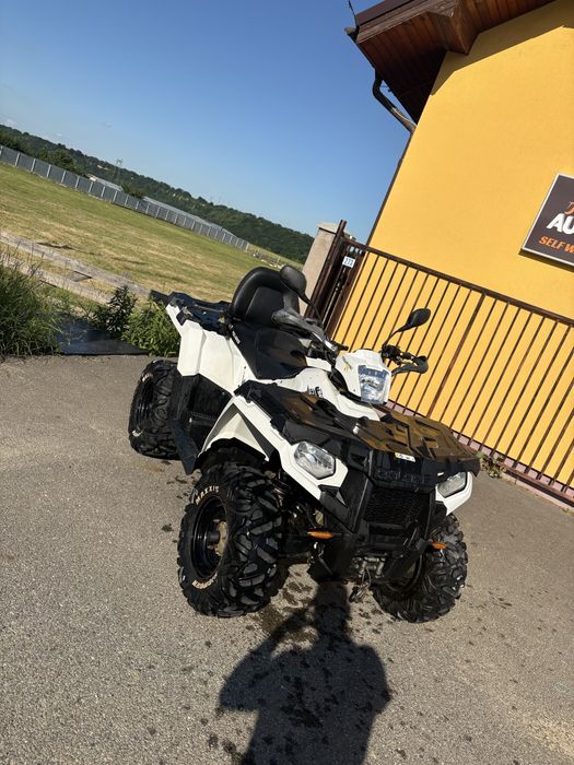 Polaris sportman 4x4 an 2017 cu servodirectie