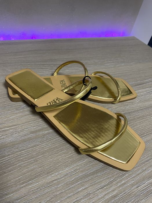 Papuci Zara aurii , marime 40