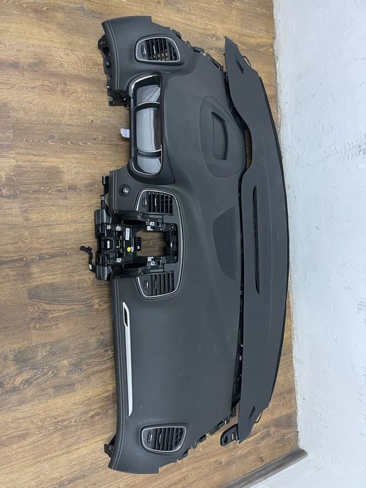 Plansa bord Renault Grand Scenic 4 2016-2024 cu airbag