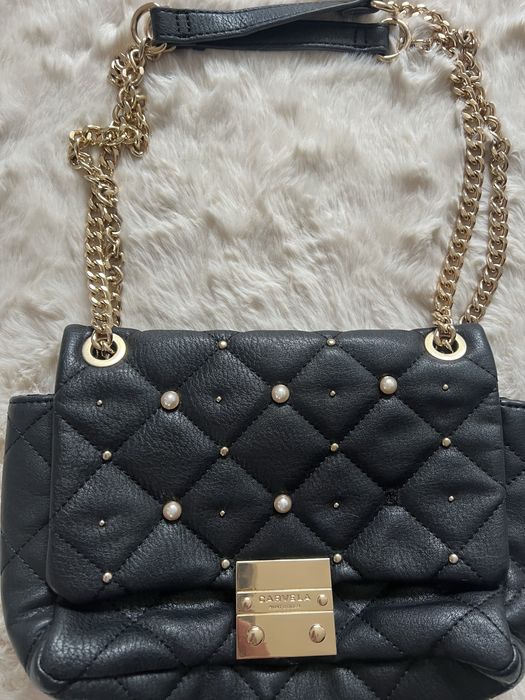 Geanta crossbody Carvela