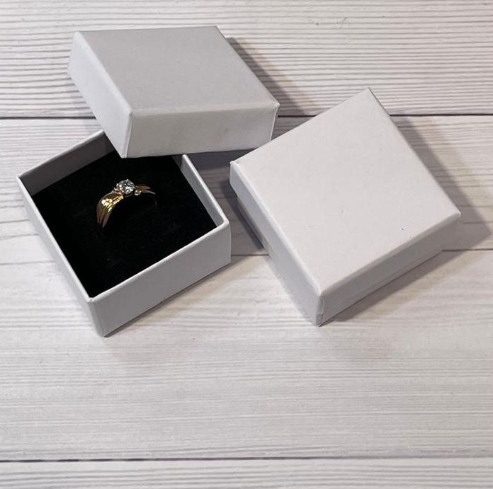 Футляры для украшений