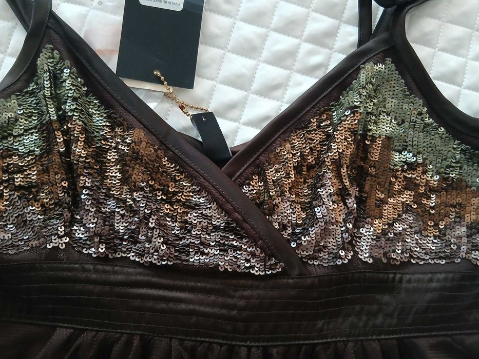 Елегантна  рокля Vero Moda с пайети - кафява