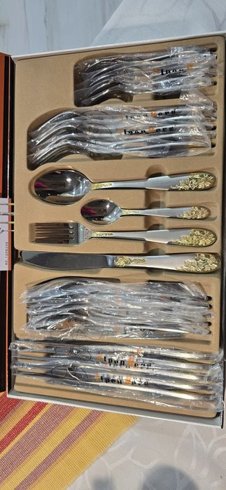 Комплект прибори за хранене 24 части