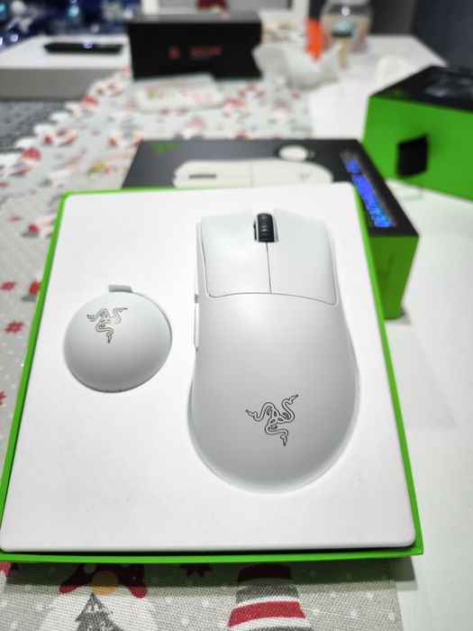 Мишки Razer u Logitech