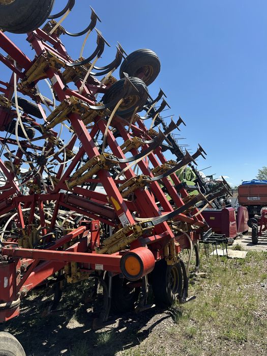 Продам два посевных комплекса Bourgault 8810