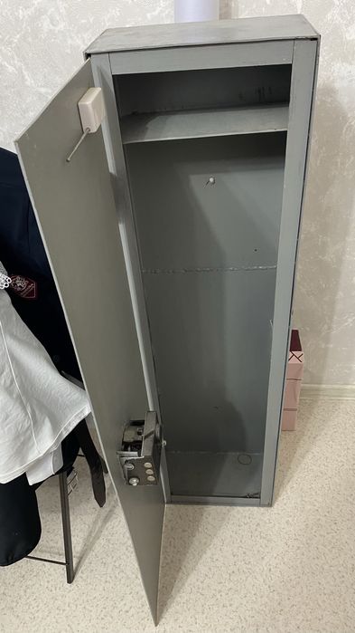 Продам железный сейф