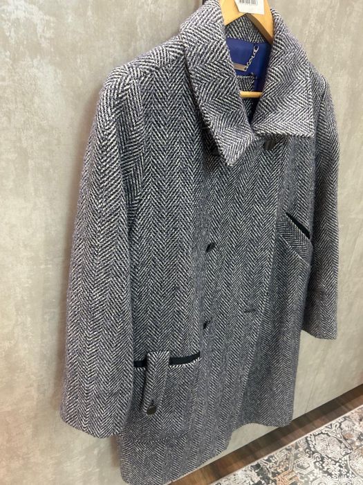 Продается  Пальто драповое