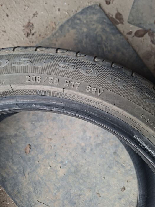 Продам шины б/у в хорошем состоянии