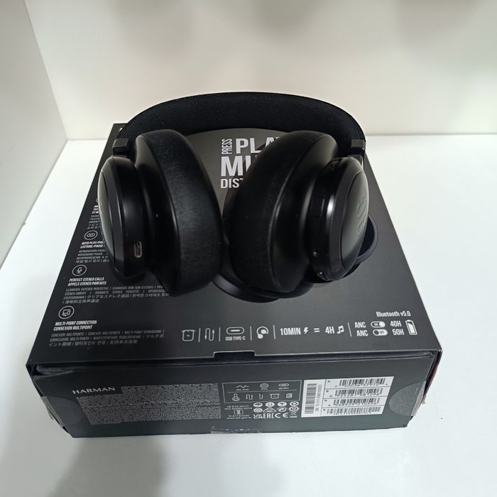 Наушники JBL Live 660NC (оригинал)