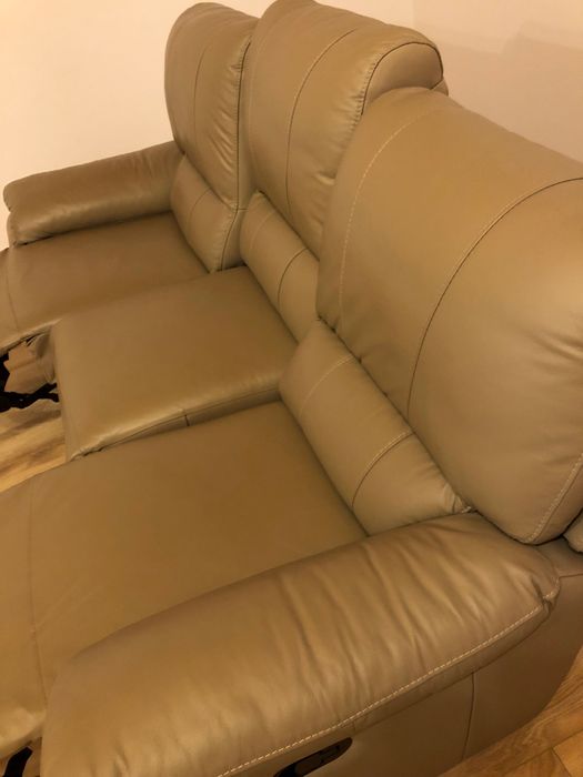 Canapea extensibila cu recliner , piele naturala !
