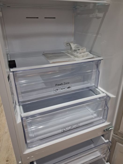 Срочно! Продам новый холодильник