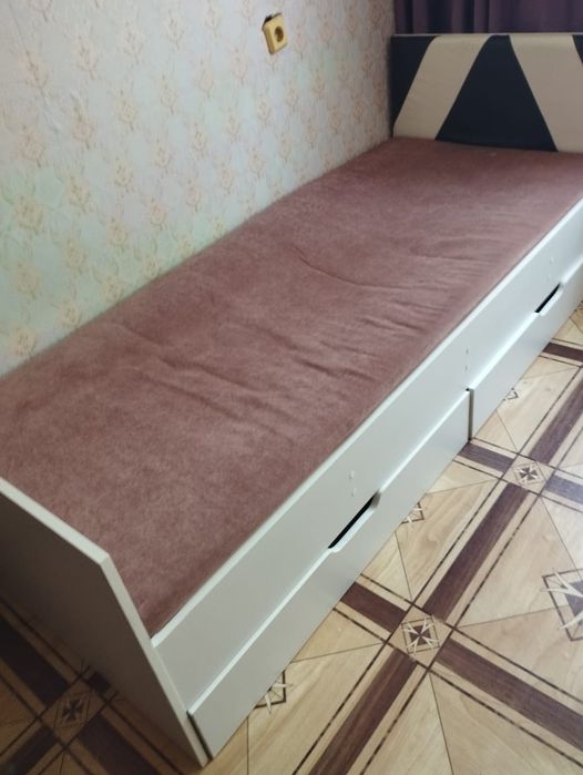 Кровать односпалка