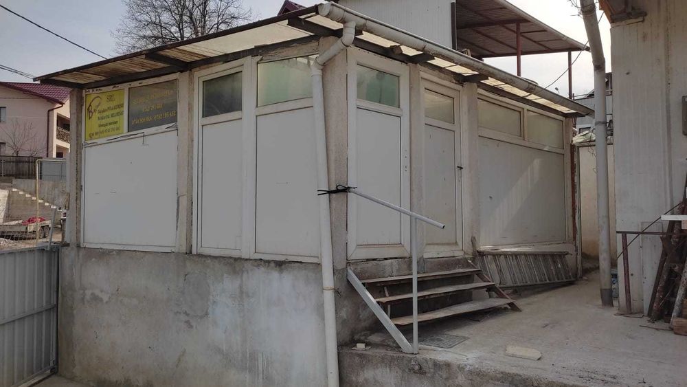 Inchiriez hala 250 mp