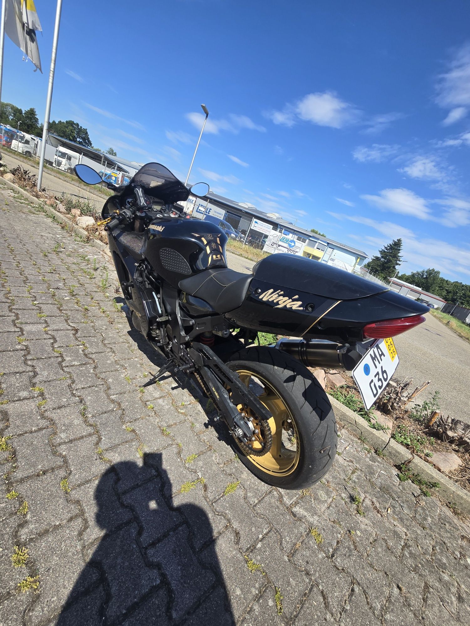 Kawasaki ZX12R 1200CM3 Urgent Bistrita • OLX.ro