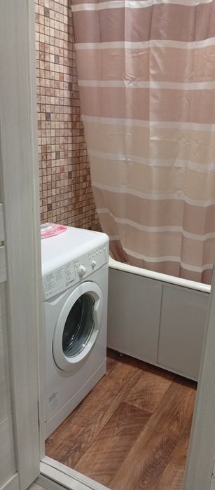 сдам 1кв. 8 мкр.