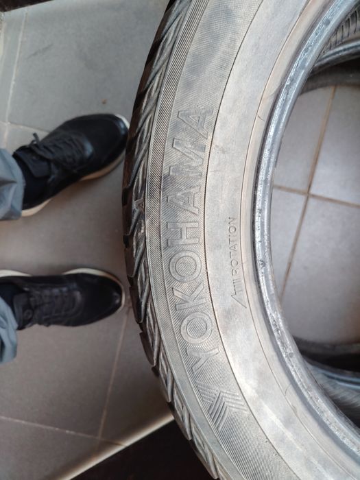 Продам б/у шины в хорошем состояний