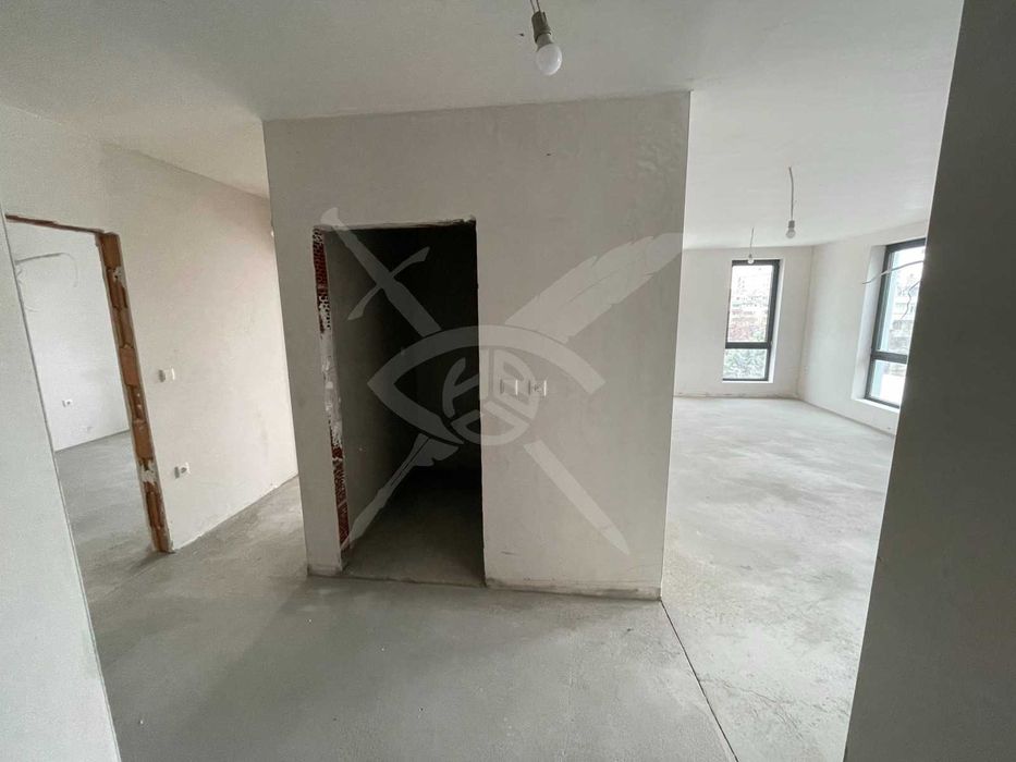 Продава се Тристаен апартамент в Пловдив, Христо Смирненски - 155 кв.м за 918 €/кв.м - Снимка #9