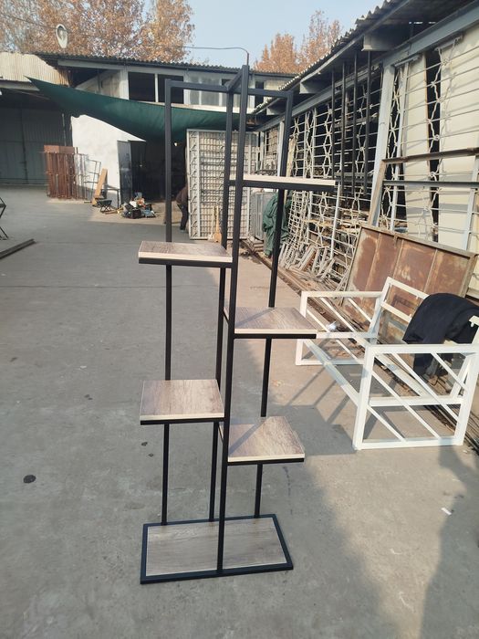 Loft mebel gullar uchun ajoyib gul polka