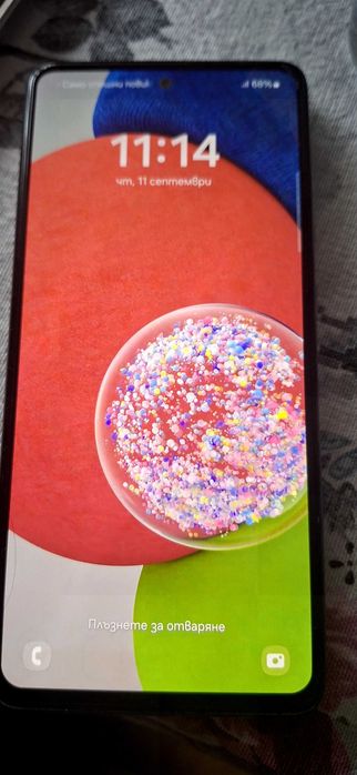 Телефон за продаване