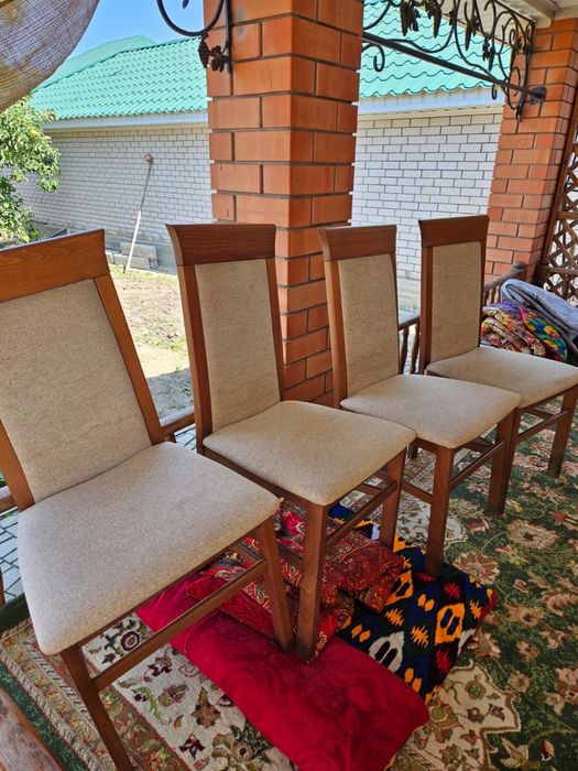 Продам стулья хорошего качества