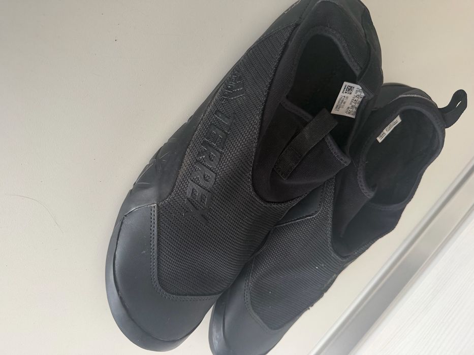 Маратонки adidas terrex 47 номер