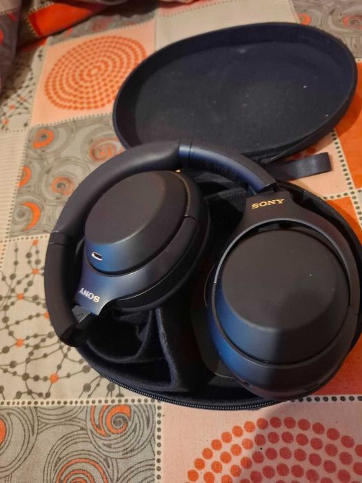 Блутут слушалки Sony