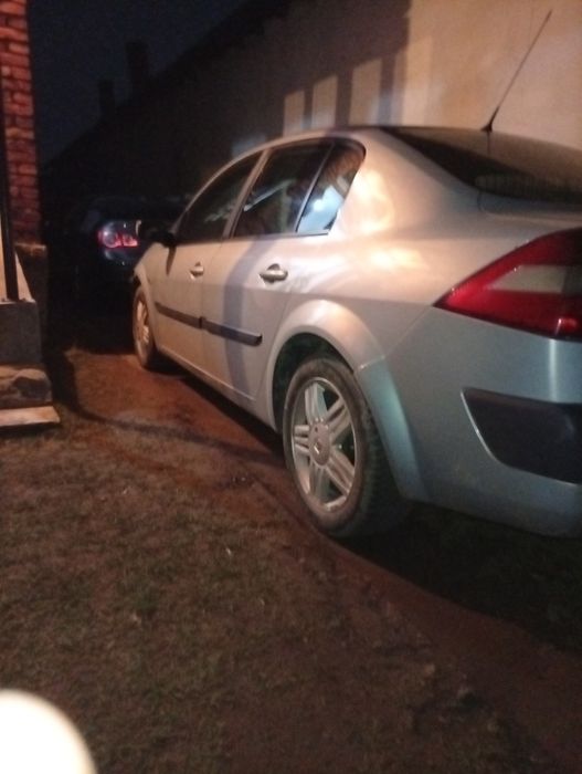 Vând Renault Megane 2 1.6v Pentru dezmembrări